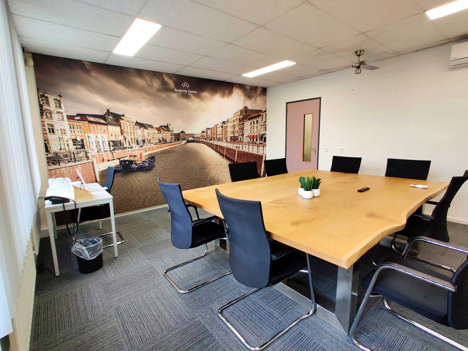 Spreekkamer met airco in Breda